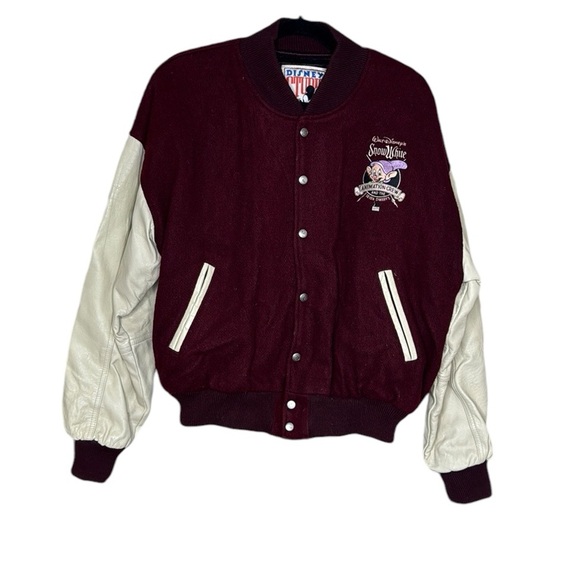 Vintage Walt Disney The 7 dwarfs animation crew bomber style varsity jacket. - Picture 3 of 9